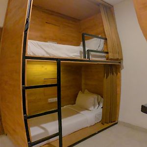 Chambre Juste Pour Femmes Dortoir